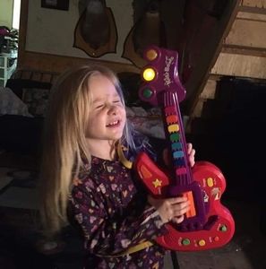 Meet your Posher, Candy